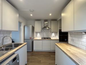 Photo 19- click for photo gallery